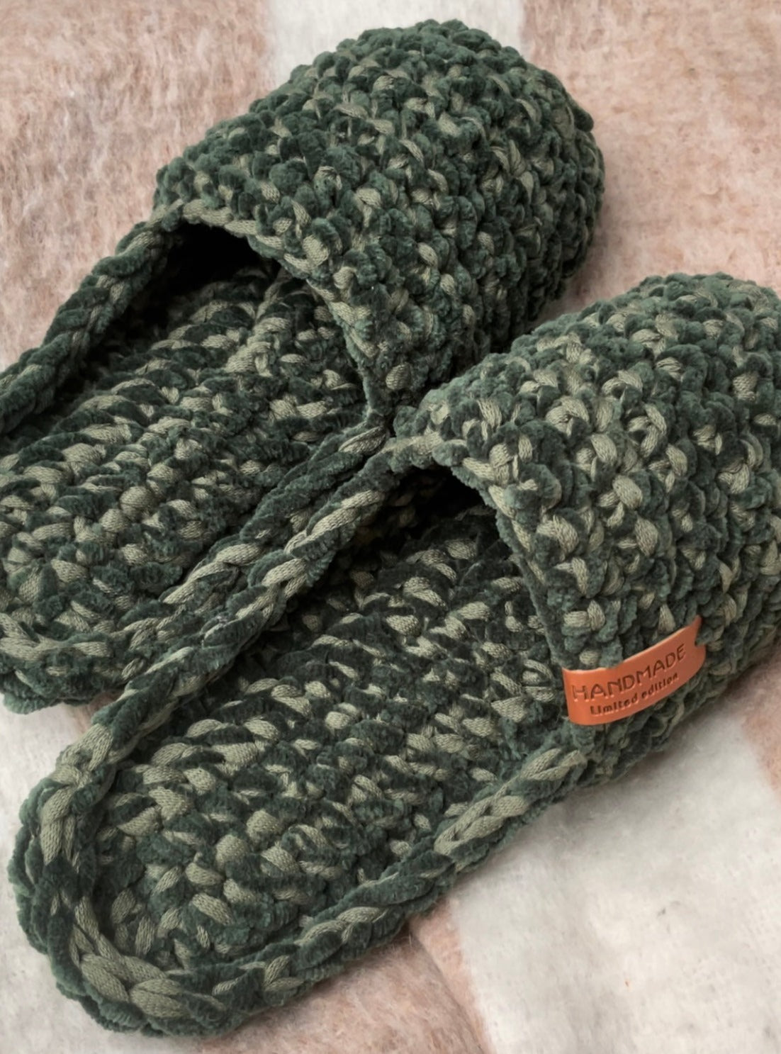 Crochet pattern - chunky slippers