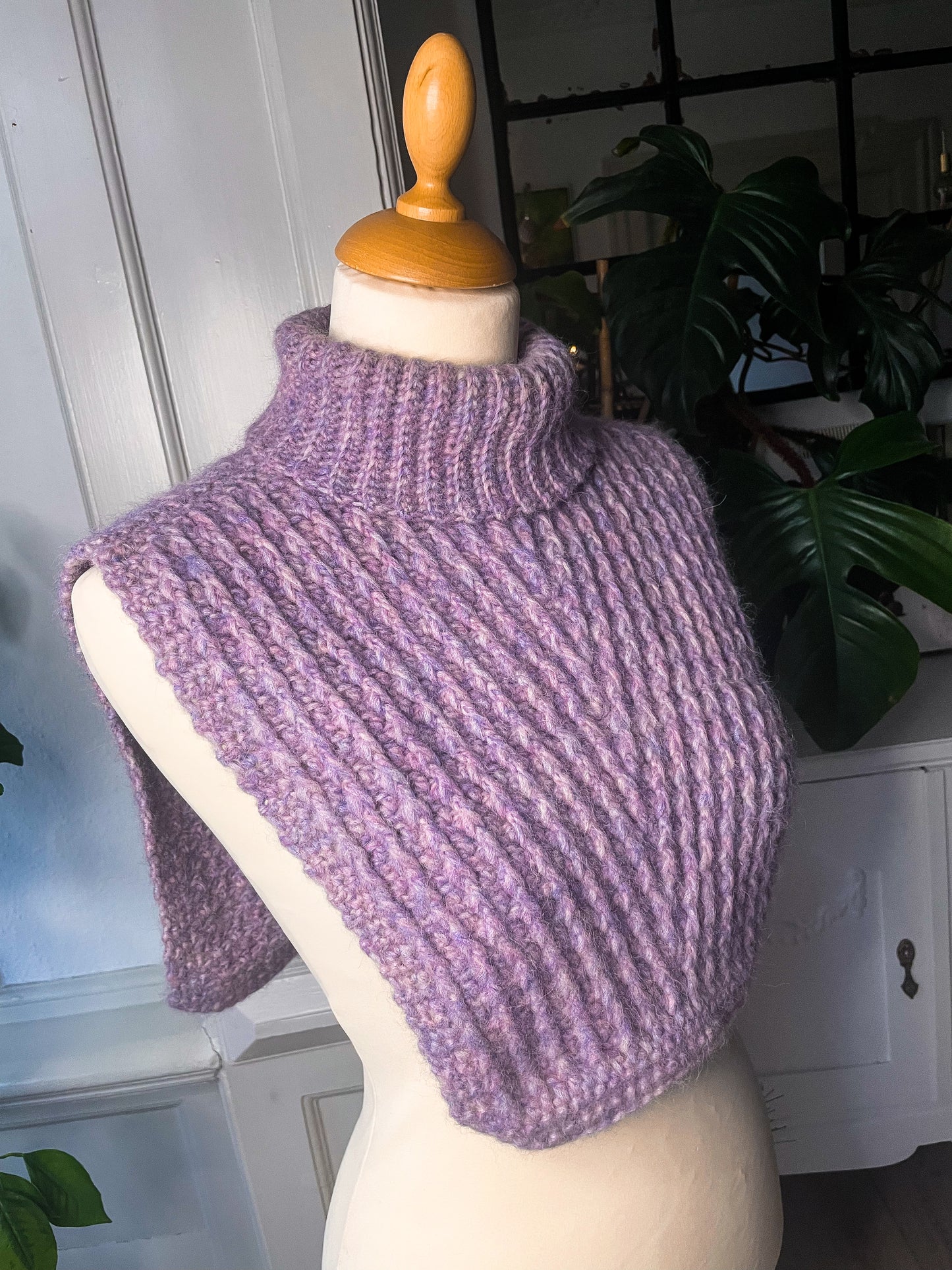 Crochet Pattern: Ridged Neck Warmer